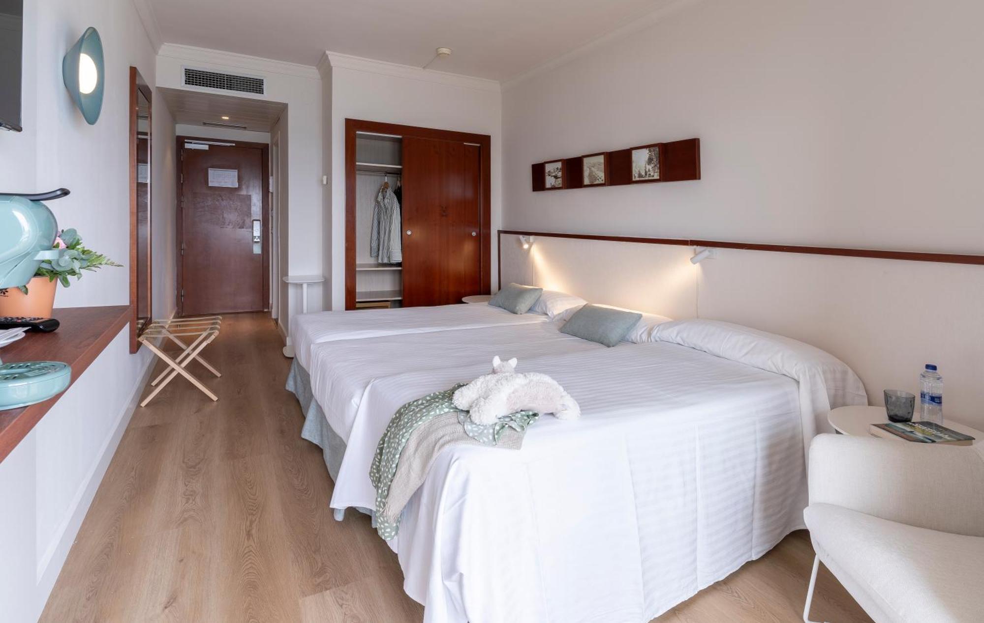 Hotel Prestige Victoria Rosas